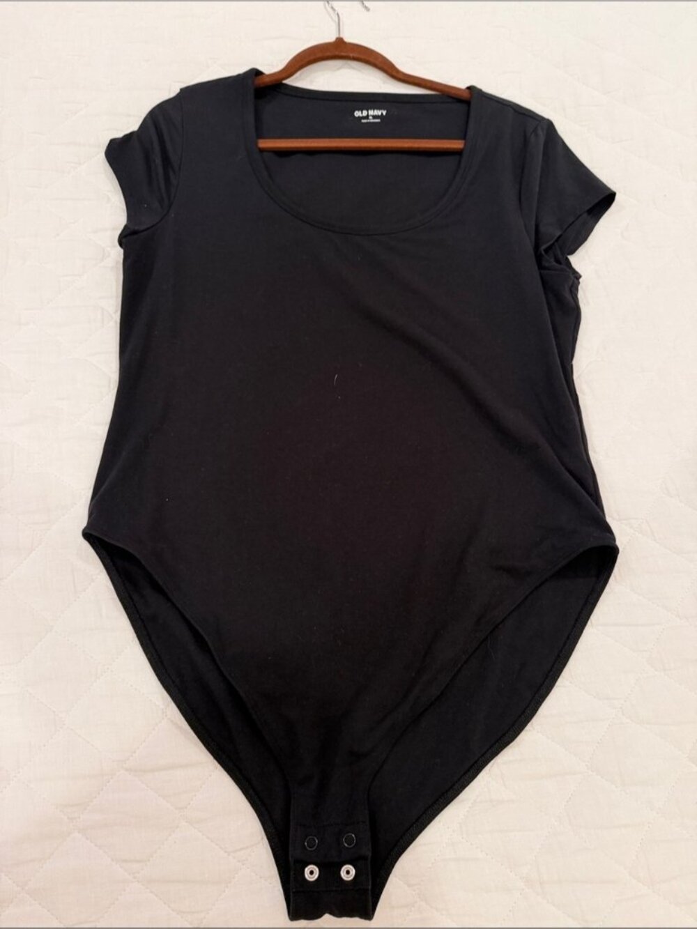 Old Navy Black Short Sleeve Scoop Neck Bodysuit